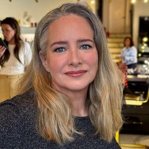 Meet your Posher, Cindy